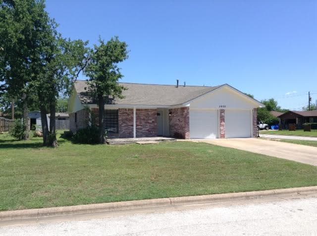 Building Photo - 3900 Windwood Cir