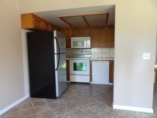 Foto del edificio - Great home for rent in Visalia!