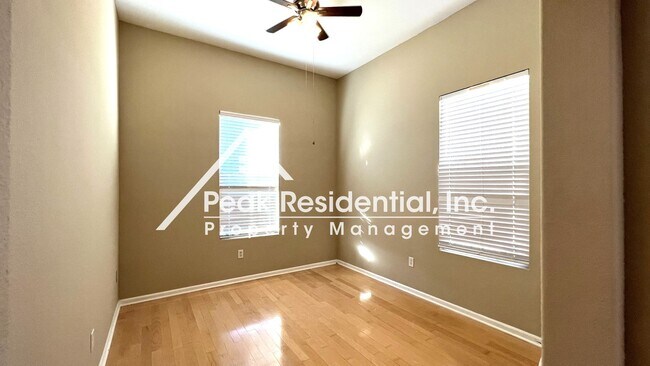 Foto del edificio - Wonderful Elk Grove 3bd/2ba Home with 2 Car Garage!