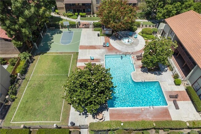 Foto del edificio - 1010 W MacArthur Blvd