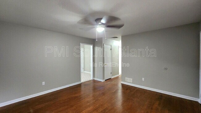 Foto del edificio - 1028 Tamarack Trail