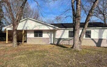 Building Photo - 9605 Wilderness Rd