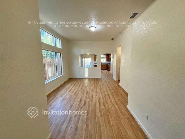 Building Photo - 456 Victory Ave