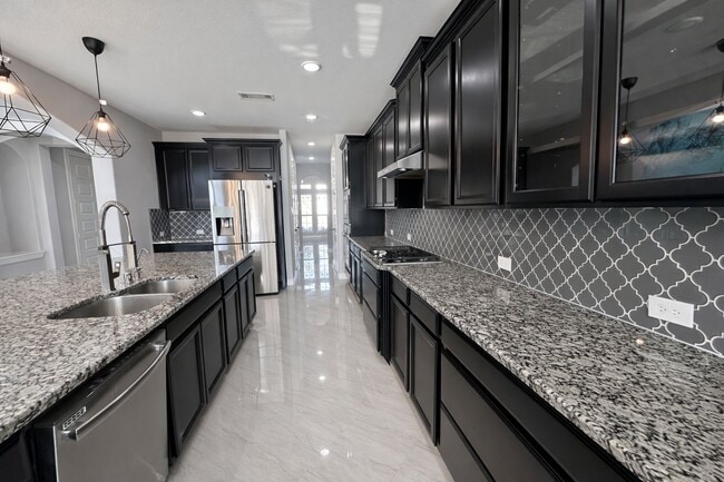 Building Photo - 2406 Trocadero Ln