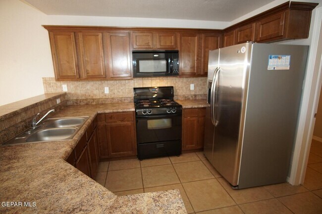 Foto del edificio - 14348 Smokey Point Dr