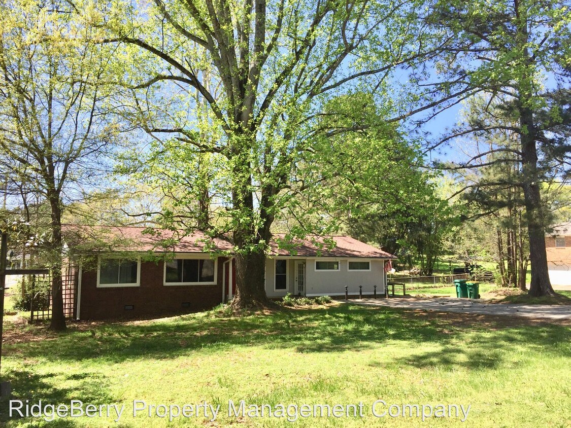Primary Photo - 3 br, 1 bath House - 1681 New Light Rd