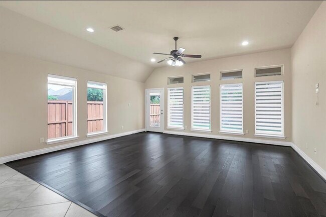 Foto del edificio - 17503 Woodfalls Ln