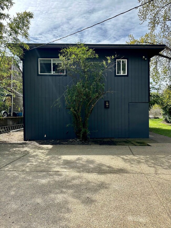 Building Photo - 2 br, 2 bath House - 1669 Riverhaven Drive S