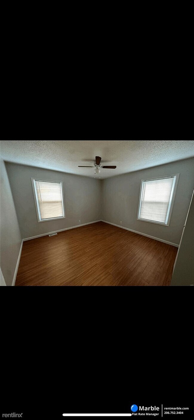 Foto del edificio - 3 br, 1 bath House - 1111 Saint Benedict Dr