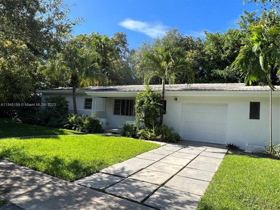 Primary Photo - 518 Giralda Ave