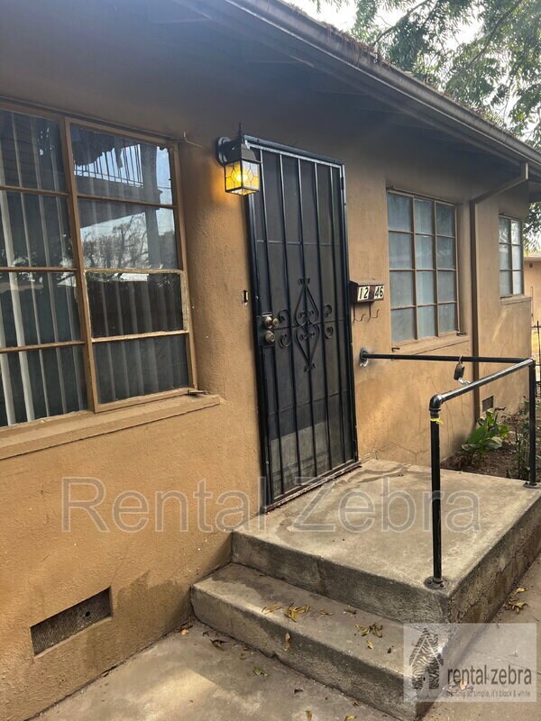 Foto principal - 1246 W 19th St