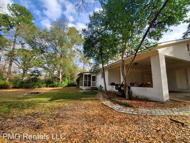 Foto del edificio - 3 br, 2 bath House - 103 Niver Road