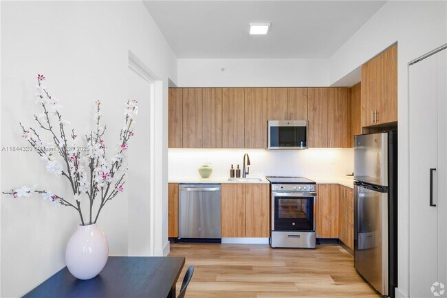 Foto del edificio - 650 SW 1st St