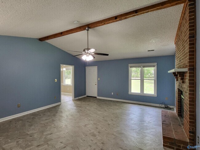 Building Photo - 308 Red Oak Rd