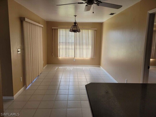Foto del edificio - 4417 SW 15th Ave