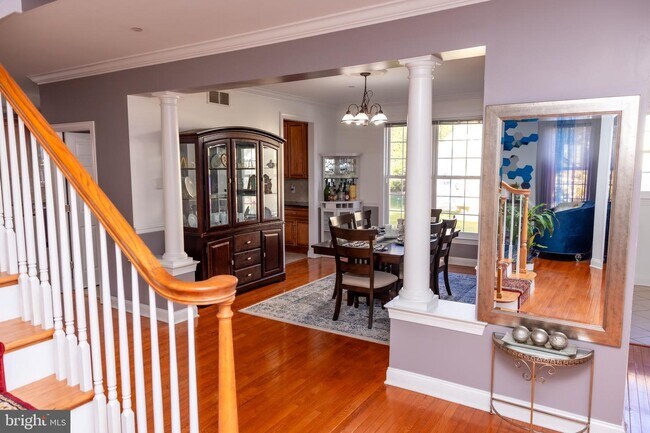 Foto del edificio - 320 Carolee Cir