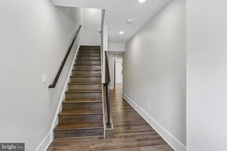 Building Photo - 5342 Merriam St