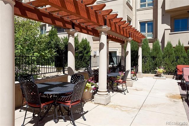 Foto del edificio - 2500 Cherry Creek S Dr