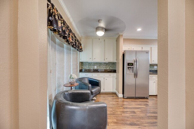 Foto del edificio - 5530 Holly St