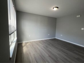 Building Photo - 16 Duiguid Dr