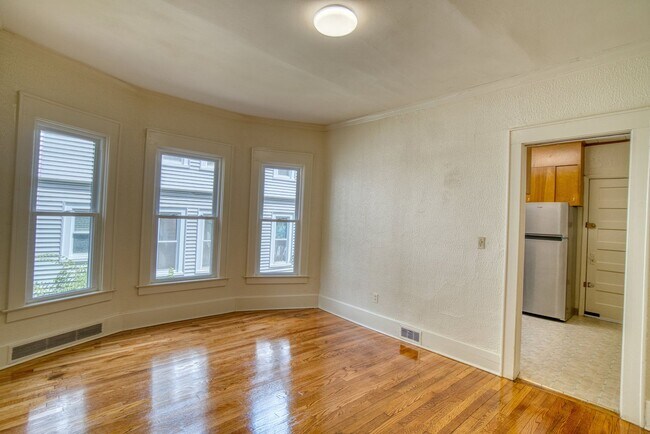 Foto del edificio - 689 Allen St