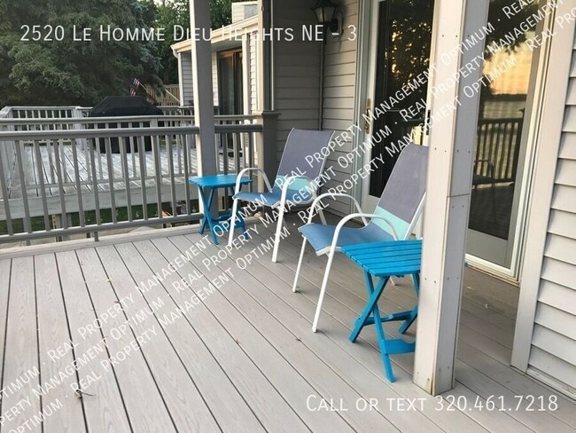 Building Photo - 2520 Le Homme Dieu Heights NE