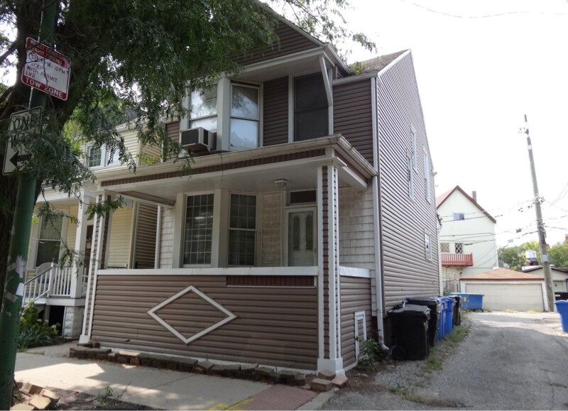 Foto principal - 3542 N Hermitage Ave