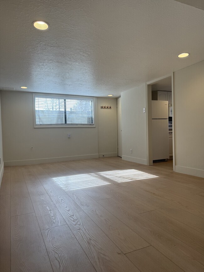 Foto del edificio - 1819 Parleys Canyon Blvd