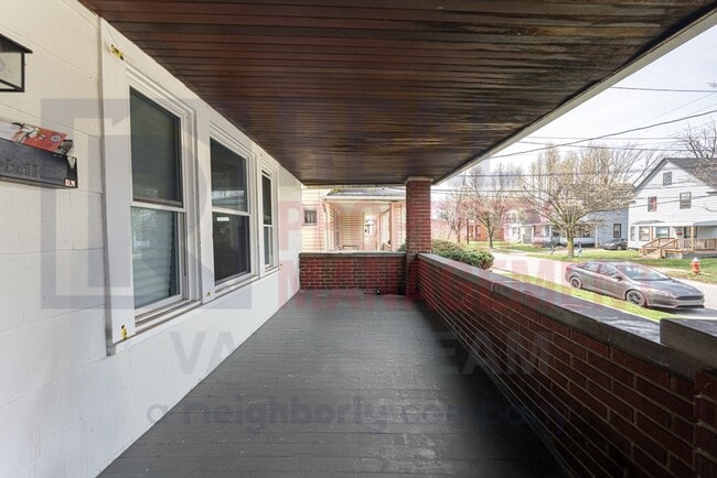 Building Photo - 15714 Huntmere Ave