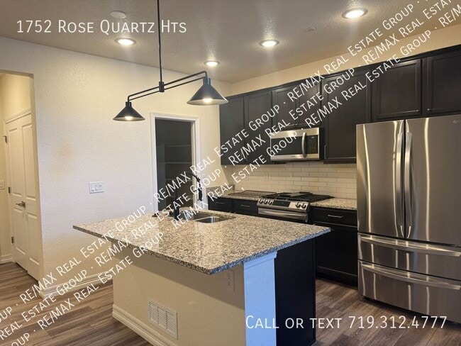 Building Photo - 1752 Rose Quartz Heights