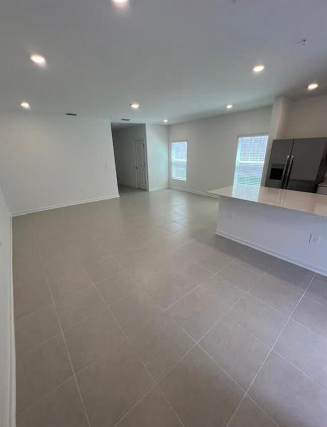 Foto del edificio - 7318 Ivy Tendril Ave