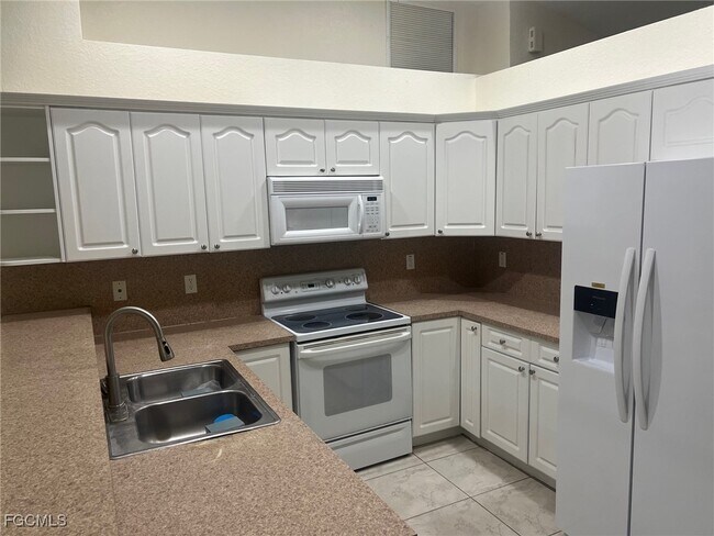 Foto del edificio - 2504 Floyd Ave S