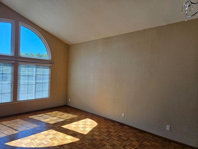 Building Photo - 3076 Valleywood Ct