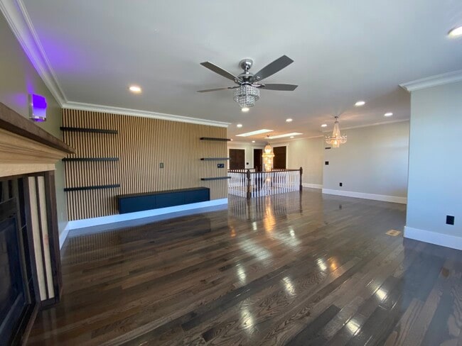 Building Photo - 6132 Mystic Way