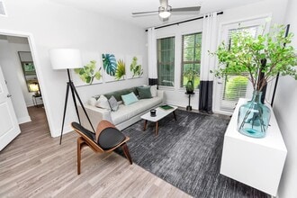 Building Photo - POINTE AT EAST SHORE APARTMENTS