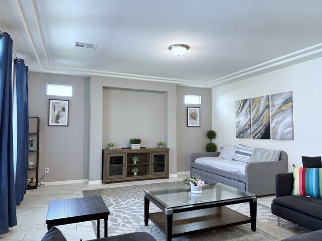 Foto del edificio - 4Bdrm/2.5bath Single Family Home - Fully Furnished