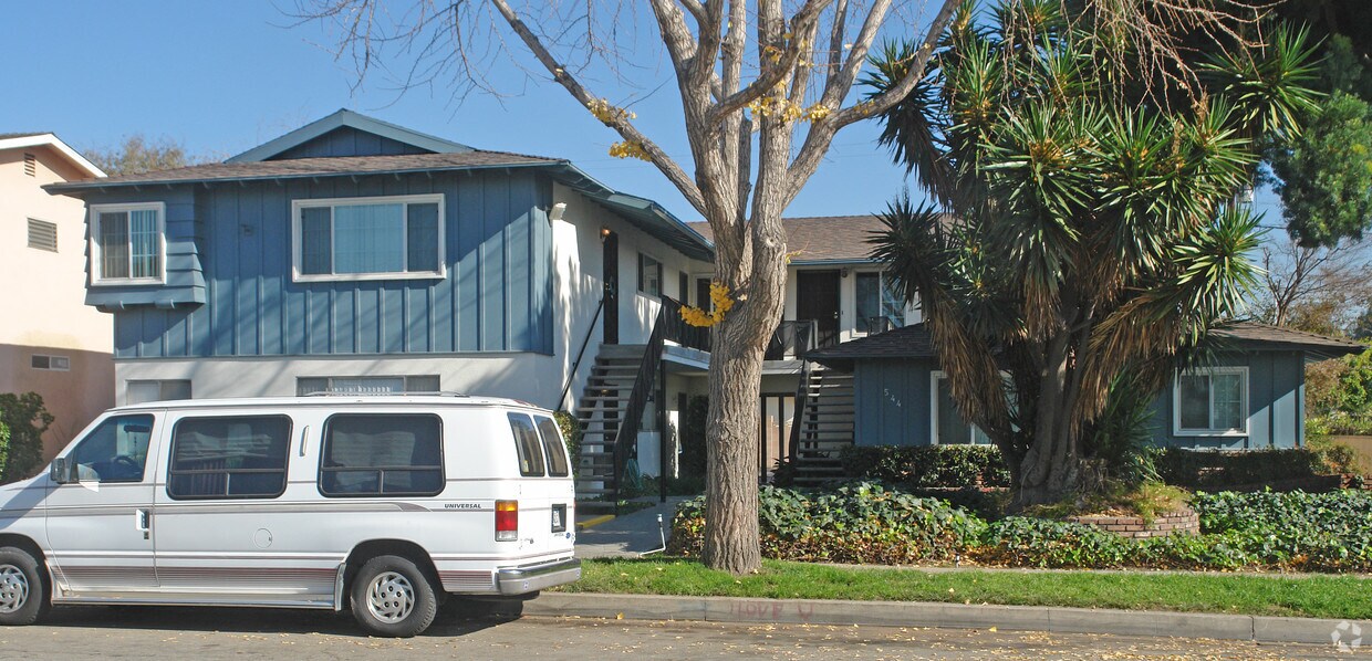 Primary Photo - Del Rey Apartments