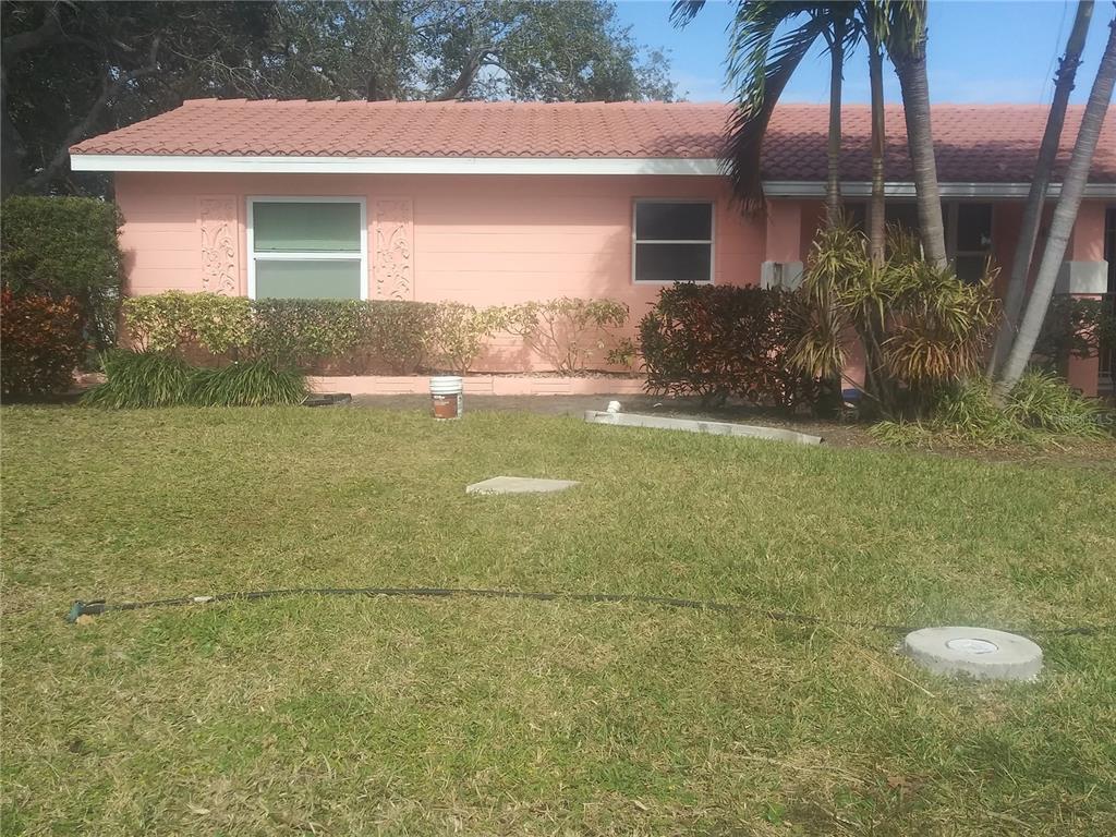 Foto principal - 7897 3rd Ave S