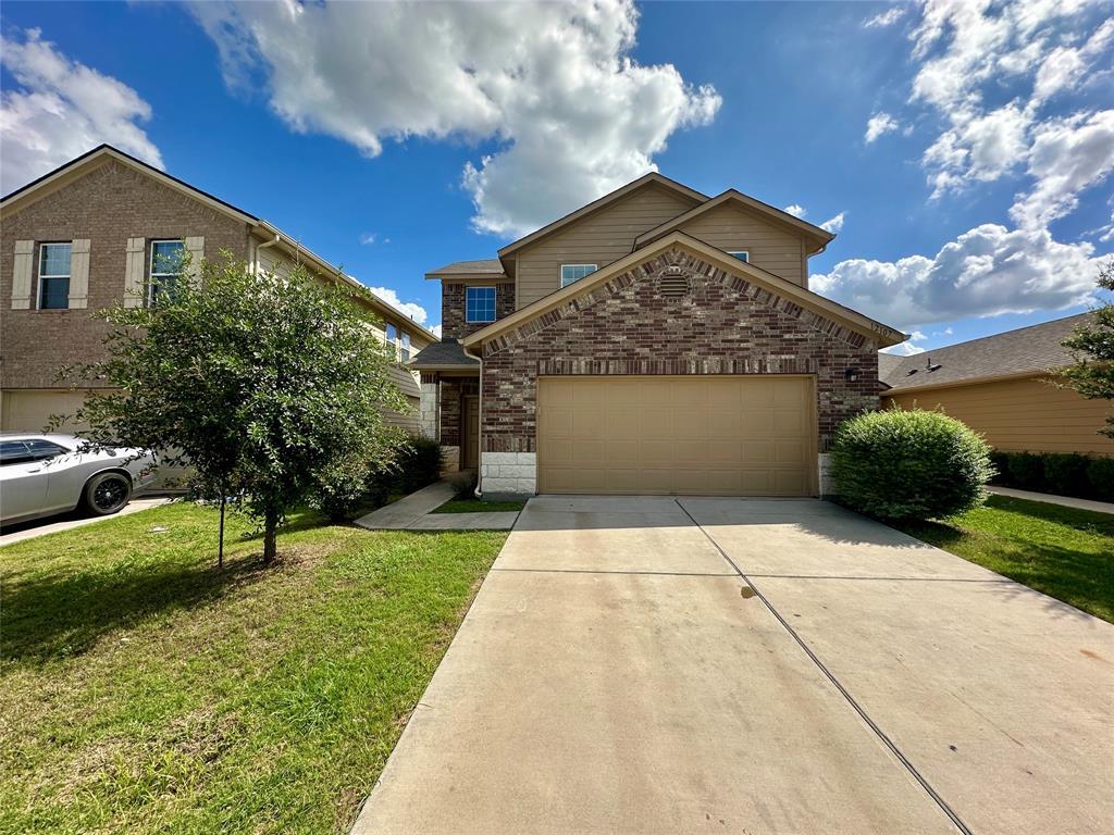Foto principal - 12107 Waterford Run Way