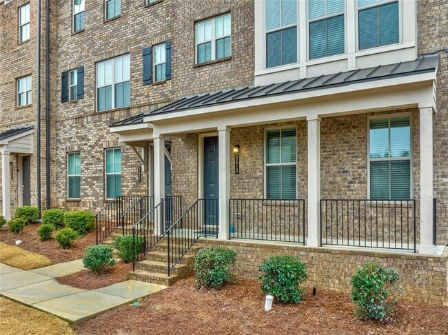 Building Photo - 2510 Great Silver Fir Aly