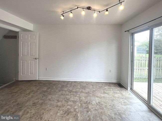 Foto del edificio - 513 Willow Ave
