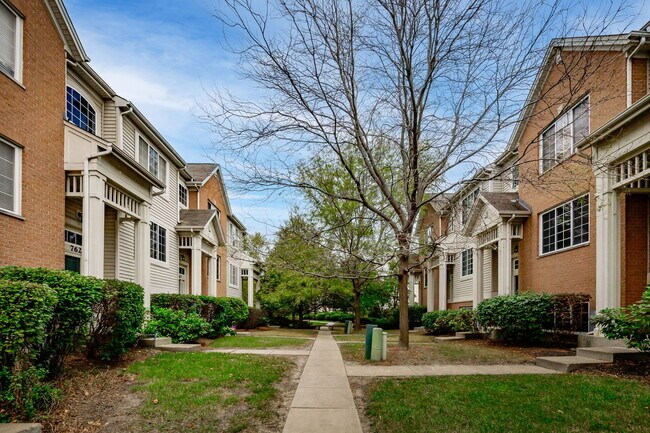 Foto del edificio - 758 Hanbury Dr