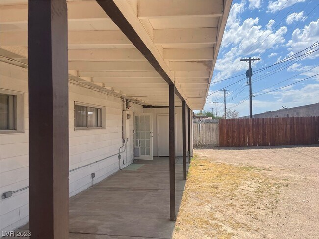 Building Photo - 5055 Blanton Dr