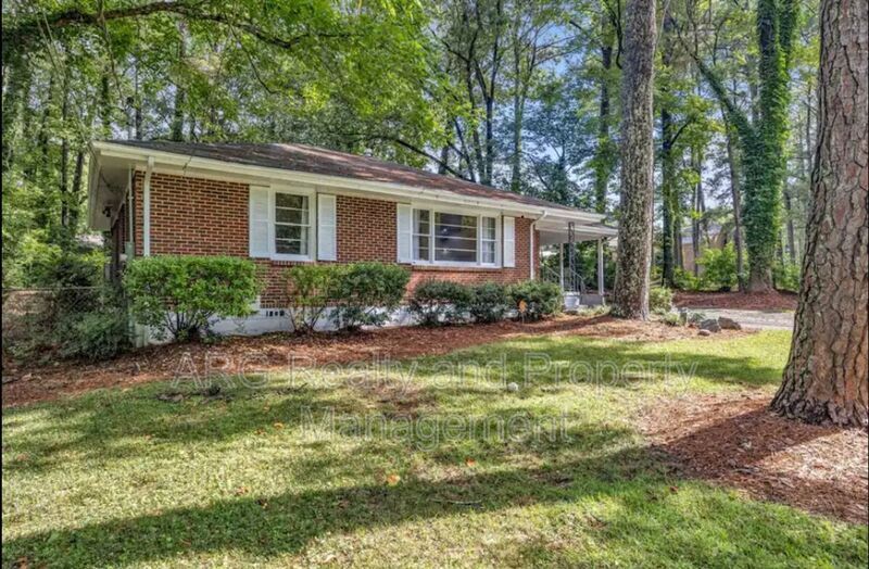 2567 Connally Dr, East Point, GA 30344 House for Rent in East Point