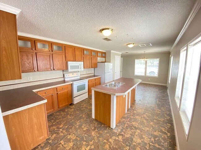 Foto del edificio - 1504 Carlisle Dr