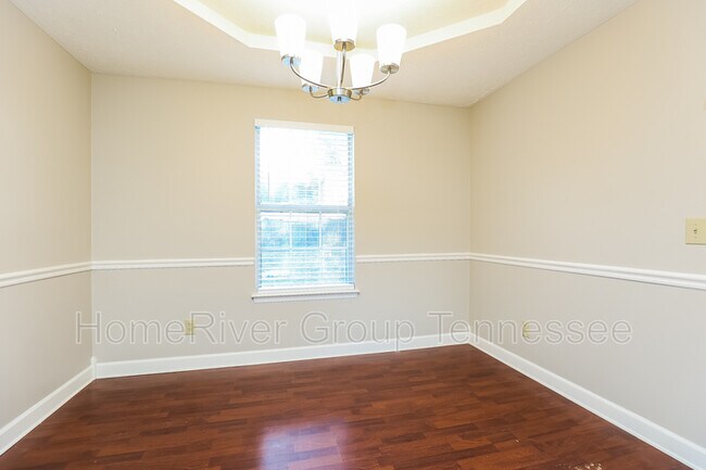 Building Photo - 302 Vernon Traylor Dr