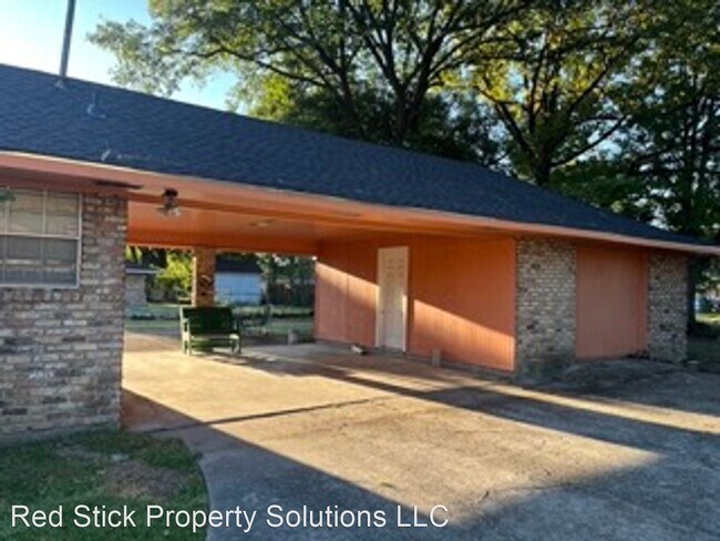 Building Photo - 3 br, 2 bath House - 9556 Glennsade Ave
