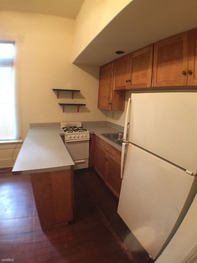 Foto del edificio - 2 br, 1 bath  - 908 W 22nd St D
