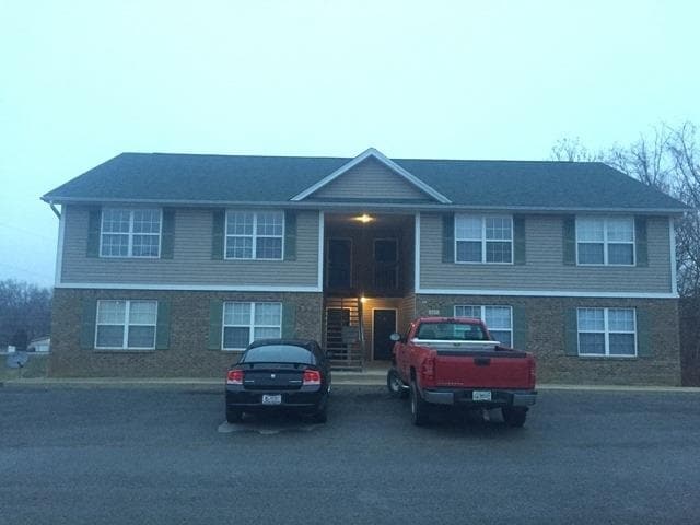 Primary Photo - Barwood Apartments