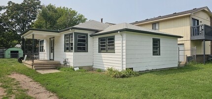 Building Photo - 537 S Lulu St